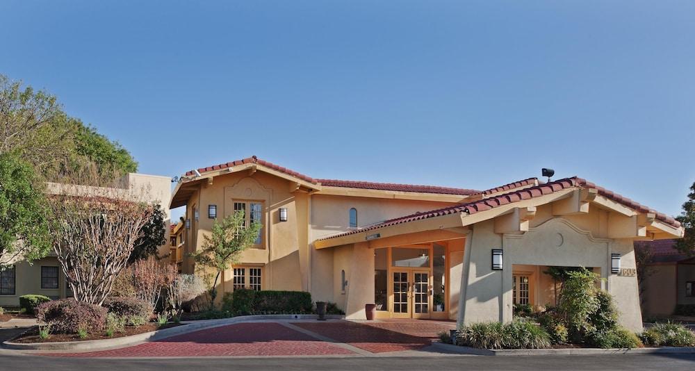 La Quinta Inn By Wyndham Austin Oltorf Exterior photo